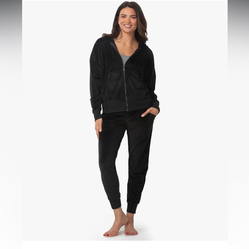 Felina Black Hoodie Jogger Set
